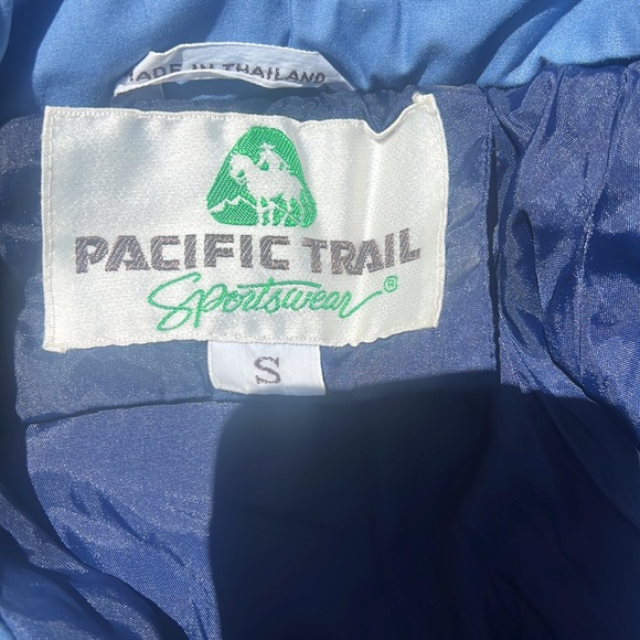 Jacket - Picture 2 of 5